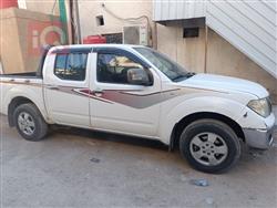 نيسان نافارا